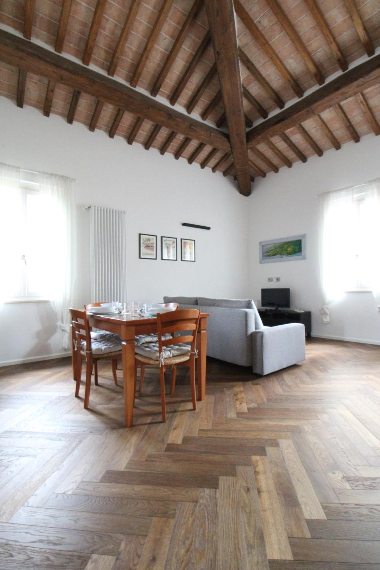 The View Apartment Siena Luaran gambar