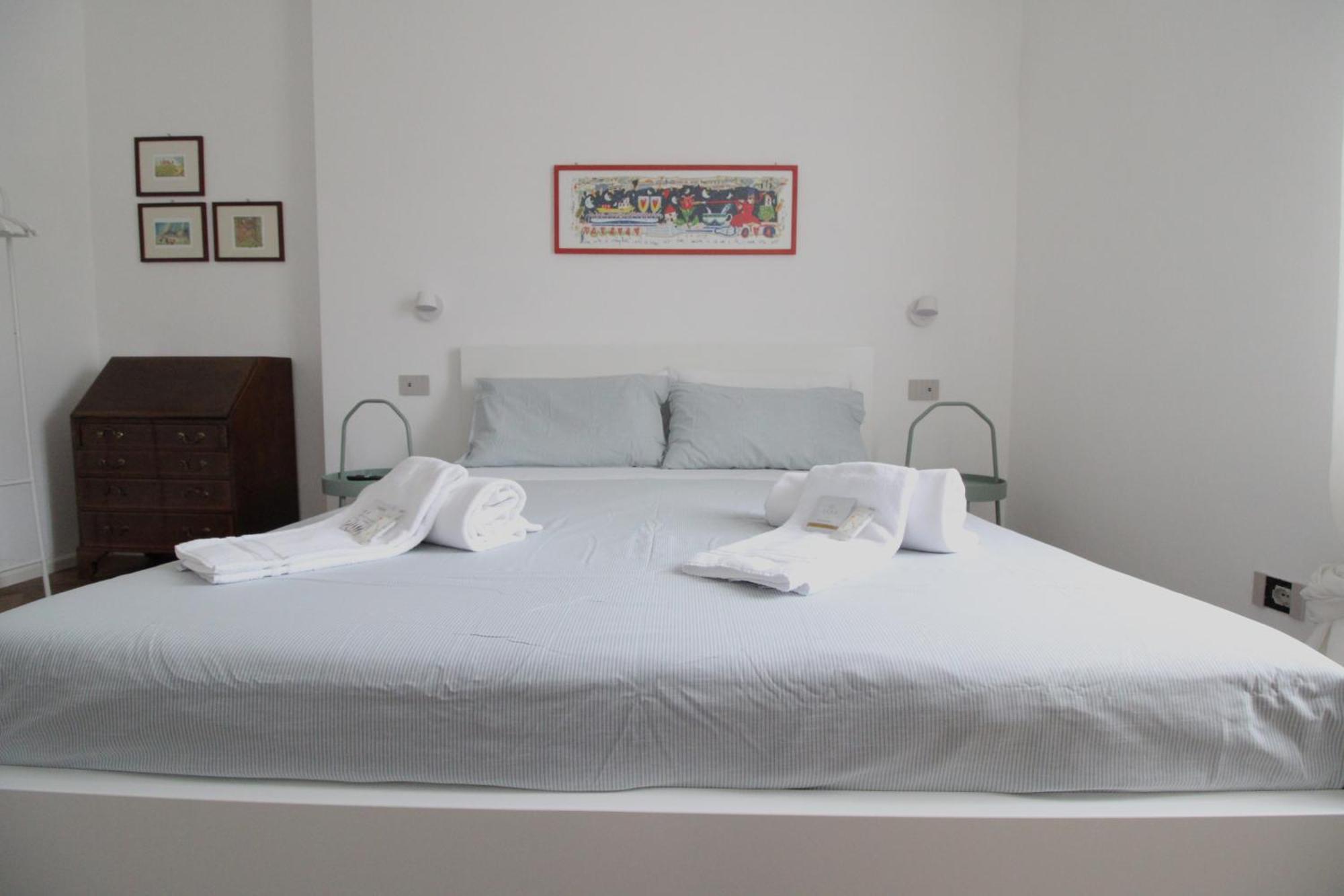 The View Apartment Siena Luaran gambar
